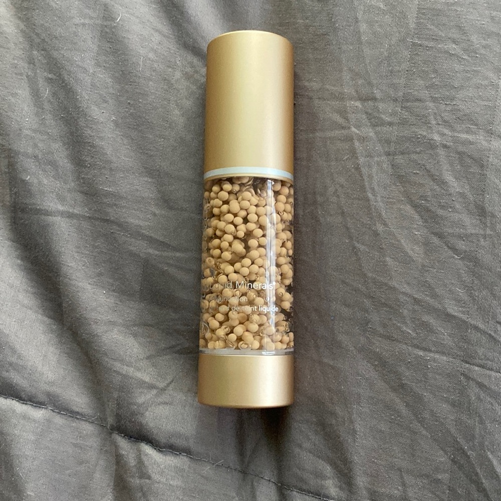 Jane Iredale Liquid Minerals Foundation Warm Silk